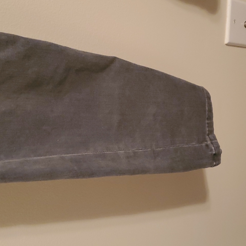 Cabi gray skinny jeans with pockets in front - Picture 4 of 5